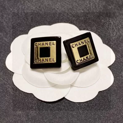 シャネル ピアス 2025SS 汗で変色しない CHANEL