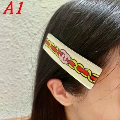 シャネル ヘアアクセサリー 2025SS 定番デザイン CHANEL