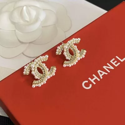 シャネル ピアス 2025SS 時を経ても輝く CHANEL