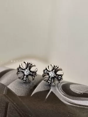 クロムハーツ ピアス 2025SS 上質な基本 CHROME HEARTS