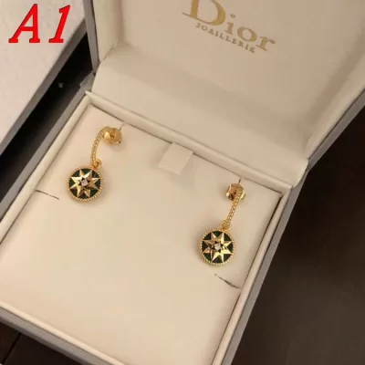 ディオール ピアス 2025SS 時代を超える DIOR