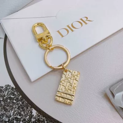 ディオール キーホルダー 2025SS ワンランク上の耐久性 DIOR