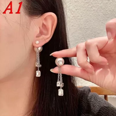 ディオール イヤリング 2025SS どんな装いにも合う DIOR