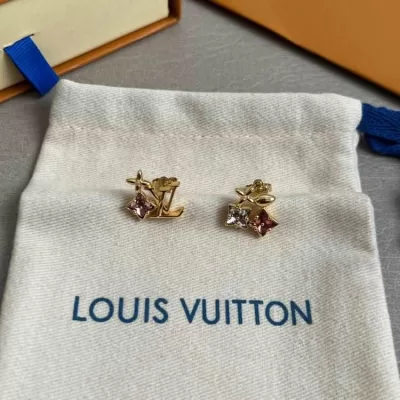 ルイヴィトン ピアス 2025SS 大人のベーシック LOUIS VUITTON