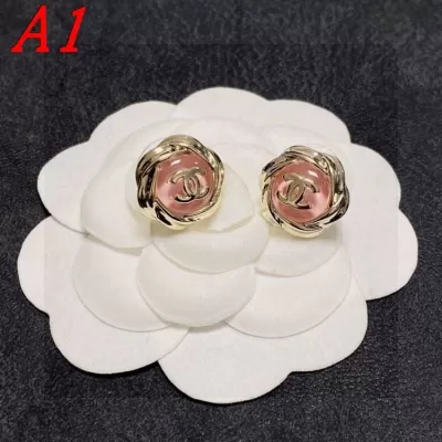 シャネル ピアス 2025SS 時代を超える CHANEL