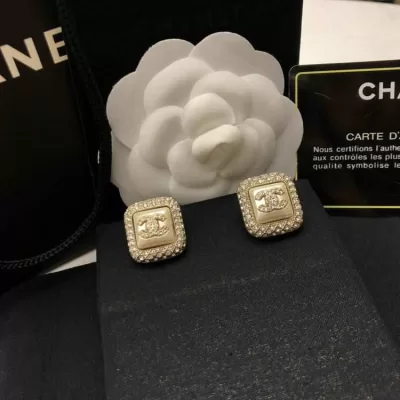 シャネル ピアス 2025SS プール対応 CHANEL
