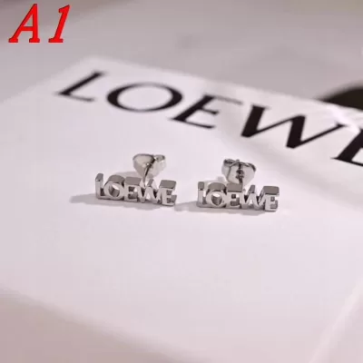 ロエベ ピアス 2025SS 色褪せない LOEWE