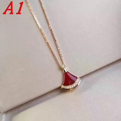 ブルガリ ネックレス 2025SS 摩擦で色落ちしない BVLGARI