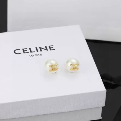 セリーヌ ピアス 2025SS ワードローブの定番 CELINE