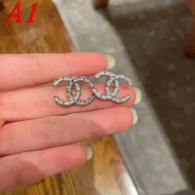 シャネル ピアス 2025SS 色褪せない CHANEL