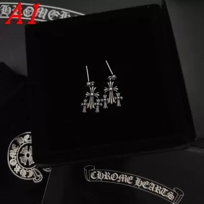 クロムハーツ ピアス 2025SS どんな装いにも合う CHROME HEARTS