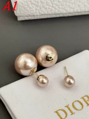 ディオール ピアス 2025SS 洗練された耐久性 DIOR