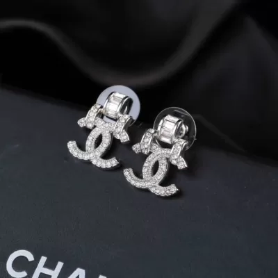 シャネル イヤリング 2025SS 特別調達材料 CHANEL