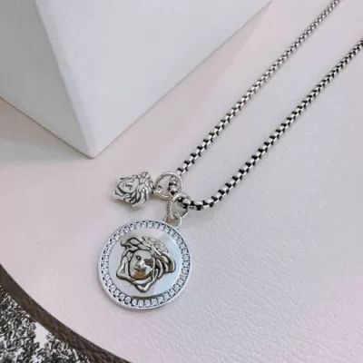 ヴェルサーチ ネックレス 2025SS 高密着加工 VERSACE