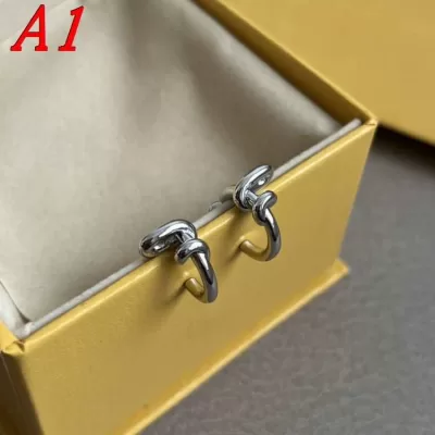 ディオール ピアス 2025SS 定番デザイン DIOR