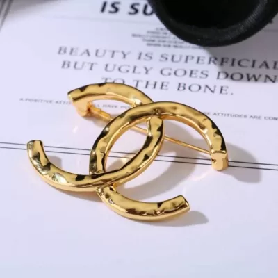 シャネル ブローチ 2025SS 温度変化に強い CHANEL