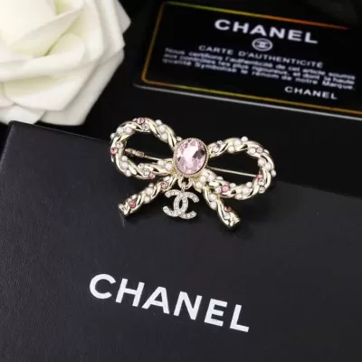 シャネル ブローチ 2025SS 曲がりにくい CHANEL