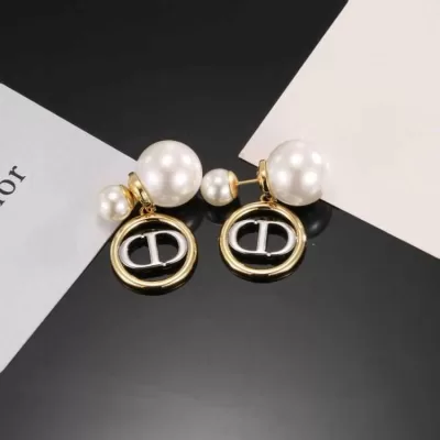 ディオール ピアス 2025SS 手入れ不要 DIOR