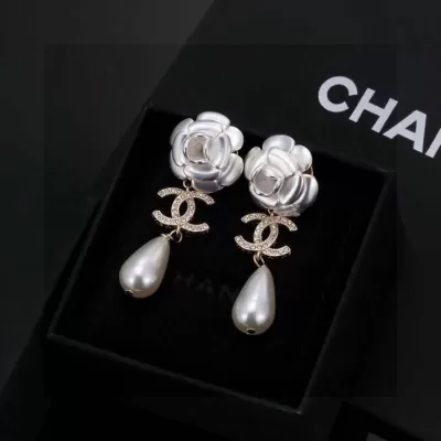 シャネル イヤリング 2025SS 多层コーティング CHANEL