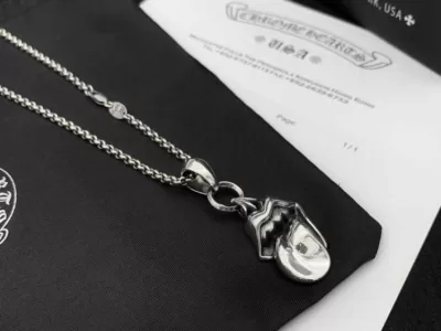 クロムハーツ ネックレス 2025SS 汗で変色しない CHROME HEARTS