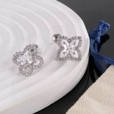ルイヴィトン ピアス 2025SS 汗で変色しない LOUIS VUITTON