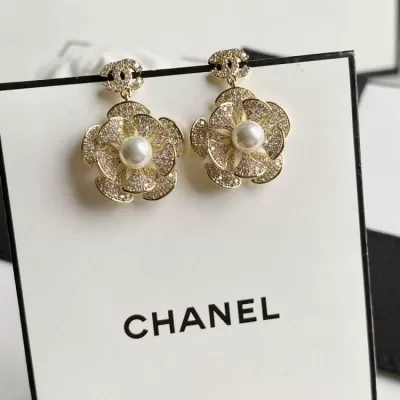 シャネル ピアス 2025SS 色落ちしない CHANEL