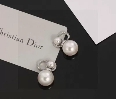 ディオール ピアス 2025SS メンテナンス簡単 DIOR