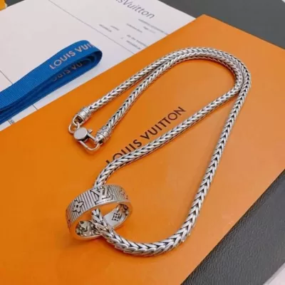 ルイヴィトン ネックレス 2025SS 洗っても色落ちなし LOUIS VUITTON
