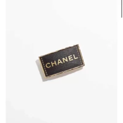 シャネル ブローチ 2025SS 高級仕様 CHANEL