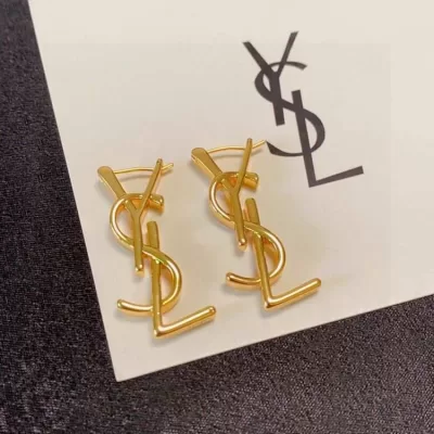 イヴ サンローラン ピアス 2025SS 世代を超えて愛される YSL