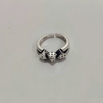 クロムハーツ リング/指輪 2025SS スタイリッシュな定番 CHROME HEARTS