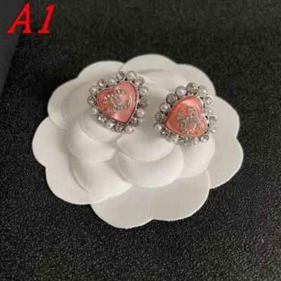 シャネル ピアス 2025SS 厳選素材 CHANEL