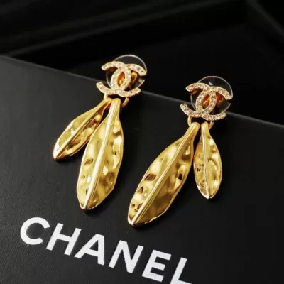 シャネル イヤリング 2025SS コーデの要 CHANEL