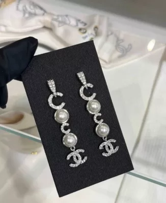 シャネル ピアス 2025SS サビにくい CHANEL