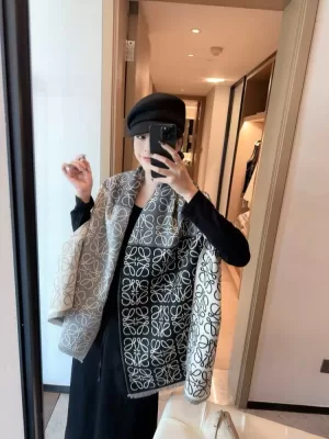 2025新品 ロエベ ショール 割引 男女兼用