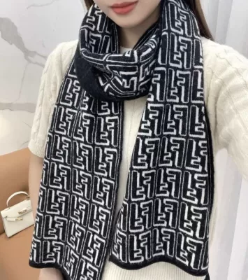 2025秋冬 フェンデイ ショール おすすめ 男女兼用