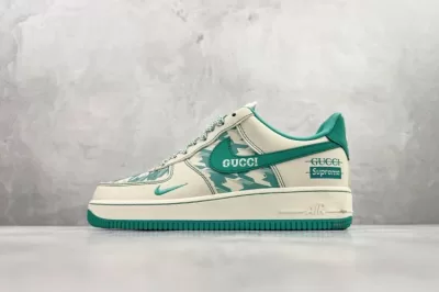 2026FW SUPREME スニーカー ハイセンス
