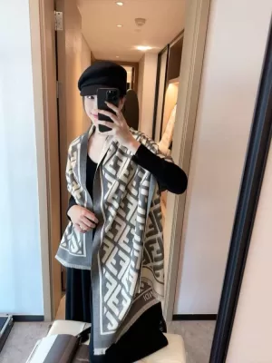 2025AW フェンデイ ショール オンライン 男女兼用