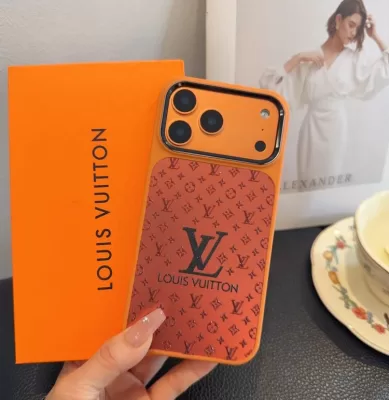 2026AWLOUIS VUITTONルイヴィトンIPHONE 携帯カバープレイフル