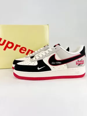 2026新作 SUPREME スニーカー コラボモデル