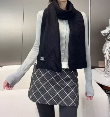 2025新作 ミュウミュウ ショール 新商品 男女兼用