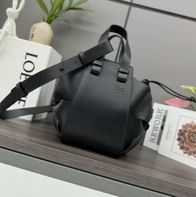 人気新商品2026新品ロエベメンズバッグ