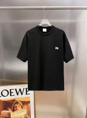 今季新作 バーバリー 【完売必至】 コレクションTシャツ ハイセンス デイリーユース