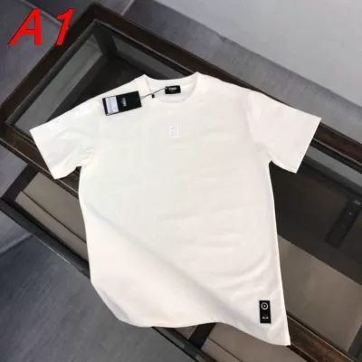 2026年モデル フェンデイ 【クール&カジュアル】 エッジーなTシャツ ストリート系 着回し自在