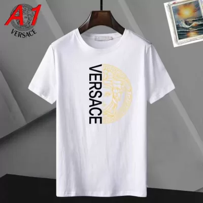 今季新作 ヴェルサーチ 【ラスト1点】 別注Tシャツ コレクション 着回し自在