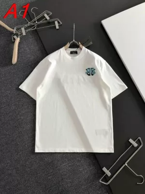 NEW ARRIVAL バレンシアガ 【プレイフル】 ユニークTシャツ グラフィック 着回し自在