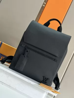 先行販売2026新品ルイヴィトンメンズバッグ
