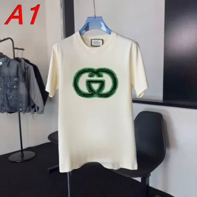 NEW ARRIVAL グッチ 【クール&カジュアル】 エッジーなTシャツ ストリート系 着回し自在
