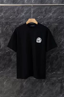 2026SS ルイヴィトン 【クール&カジュアル】 エッジーなTシャツ ストリート系 着回し自在