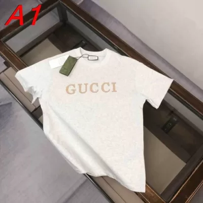 今季新作 グッチ 【ミニマル】 ノームコアTシャツ クリーン 着回し自在